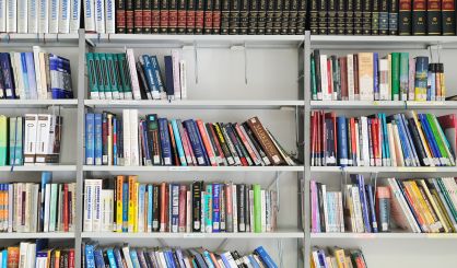 books-safe-22332-3