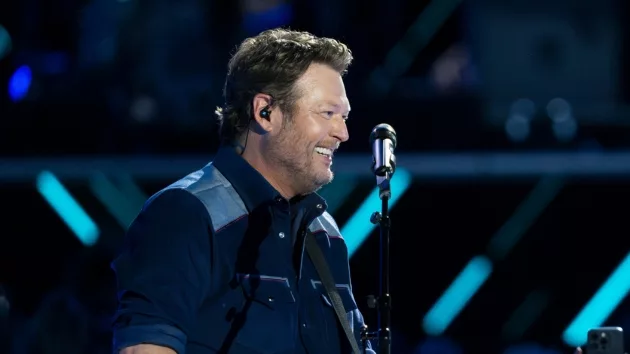 m_blakeshelton2024cmafest1disneylarrymccormack150414