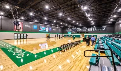 smcathleticsfacilitygrandopening3_abonmarche998345