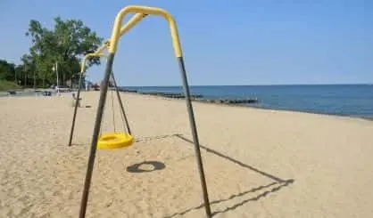 lionsparkbeach2140419