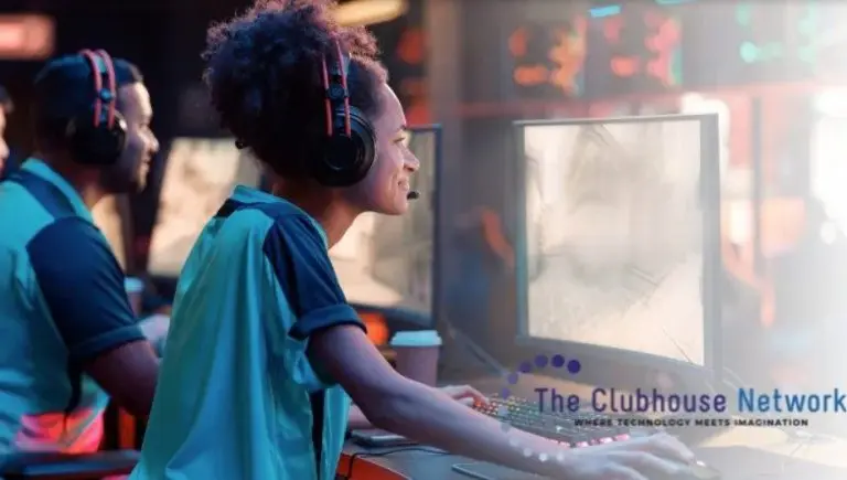 teen-tech-center-768x435112115-1