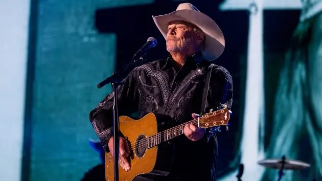 getty_alanjackson_050526332252