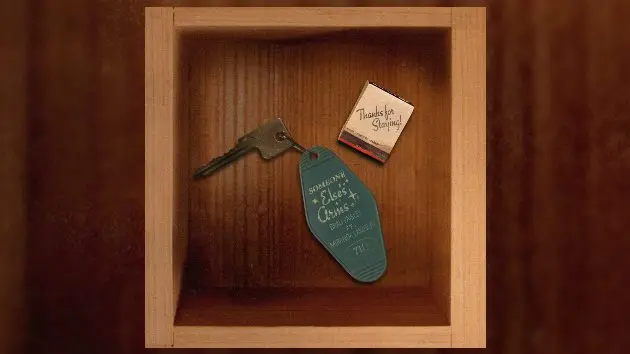 m_bradpaisleymirandalamberttacklebox994187