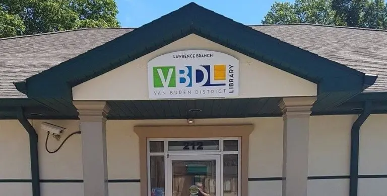vaan-buren-district-library-lawrence-768x390510477-1