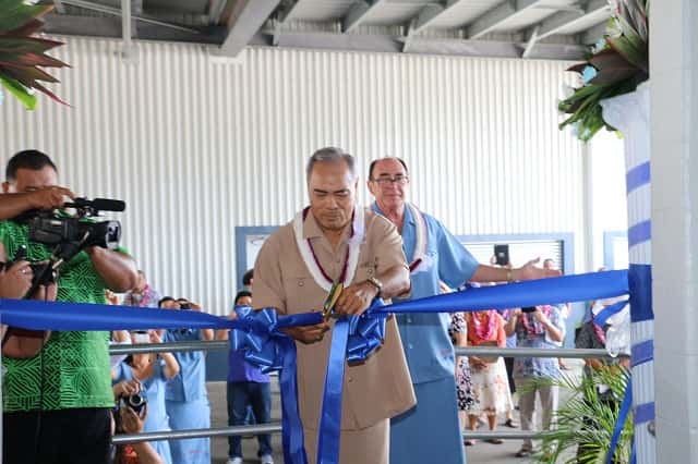 stp-ribbon-cutting