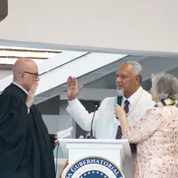 gov-swearing-in