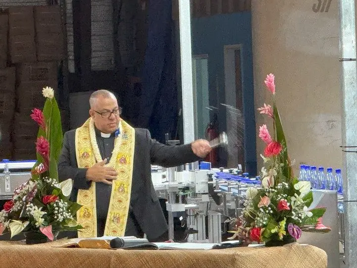fr-andrew-blessing