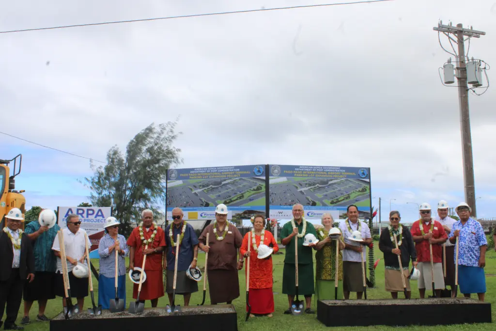 airport-groundbreaking-2
