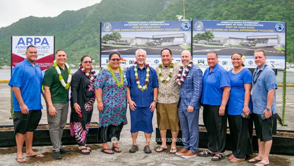 governor-pulaalii-with-proud-leaders-of-the-department-of-port-of-administration-and-key-partners