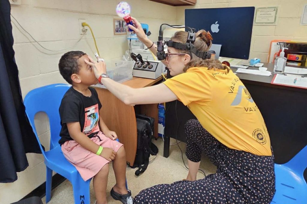 Team from OHSU Casey Eye Institute checks children’s vision