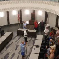 inside-senare-chamber