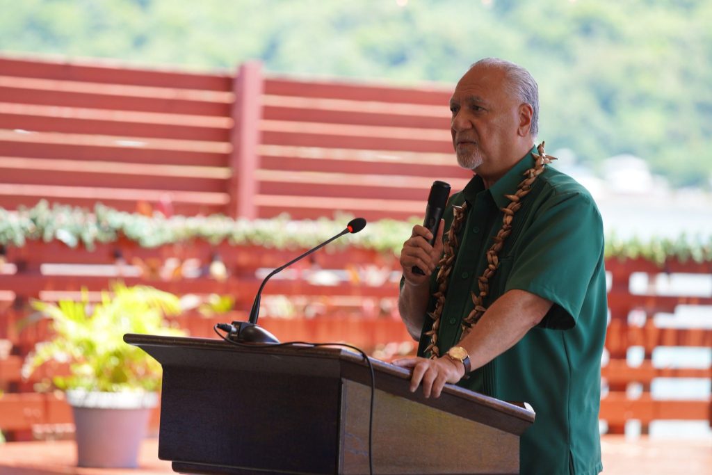 Governor stresses need to expand private sector