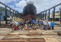 shipyard-employees
