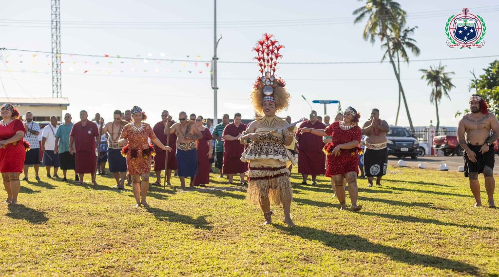 American Samoa presents taalolo at Parliament office opening