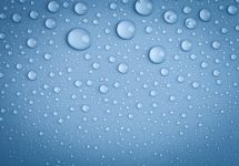 drops-of-water-on-the-colored-background