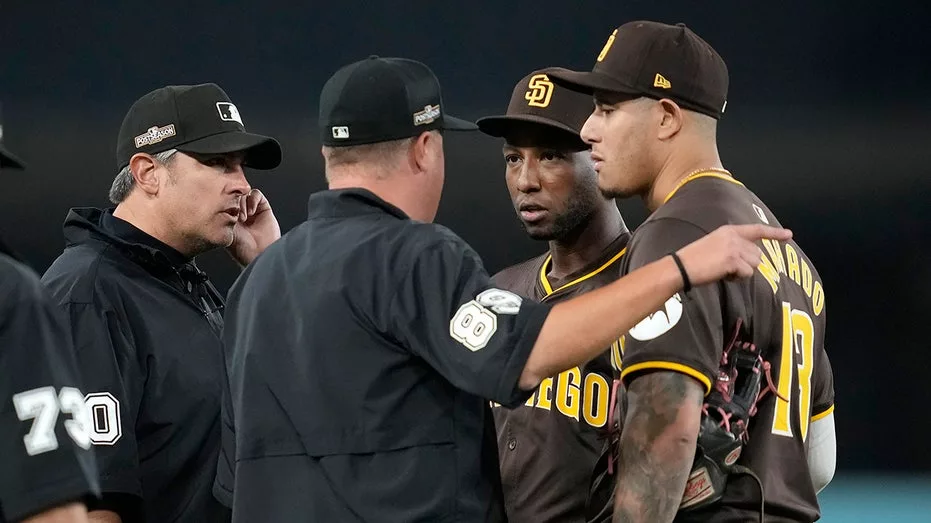 Padres' NLDS Game 2 Win Over Dodgers Turns Ugly As Fans Throw Objects ...