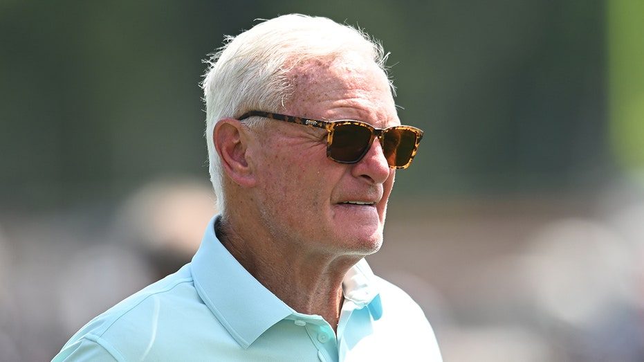 Browns owner Jimmy Haslam dismisses speculation surrounding Arch