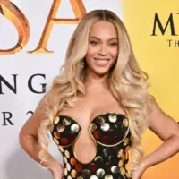Beyonce arrives for ‘Mufasa: The Lion King’ World Premiere on December 09^ 2024 in Hollywood^ CA