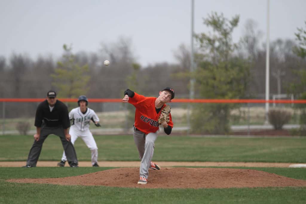 republic-at-cathoic-baseball-008