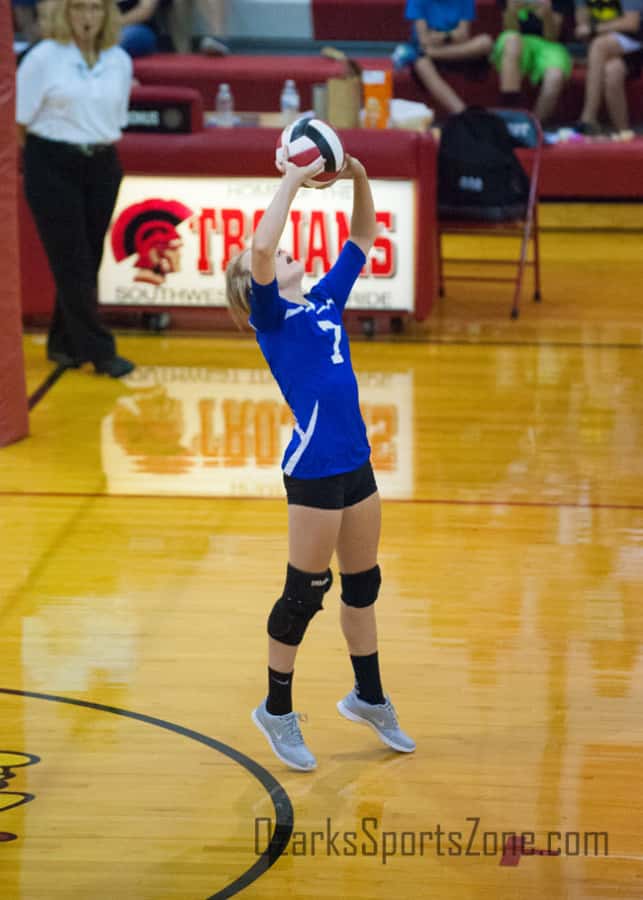 17379908.jpg: Galena_Southwest_volleyball_Photo by Larry Plumlee_64