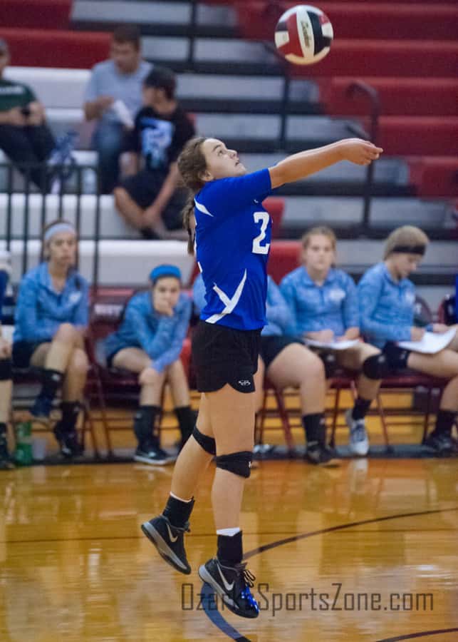 17379895.jpg: Galena_Southwest_volleyball_Photo by Larry Plumlee_52