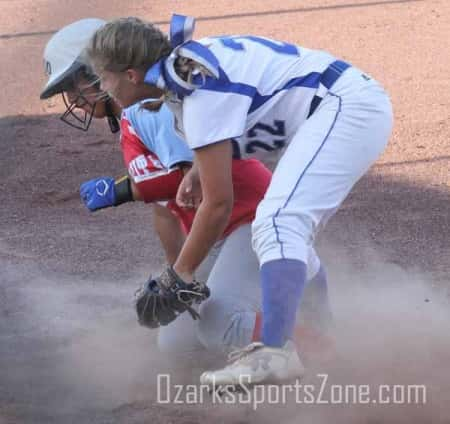 17372876.jpg: Webb City 8, Carthage 4 - Photos by Michael Pommier_21