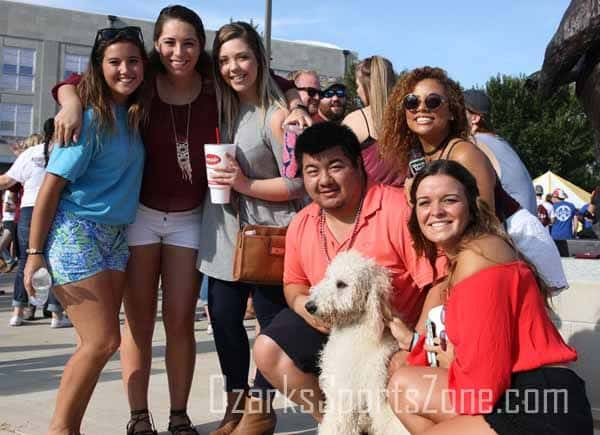 17371963.jpg: Bears Football Fan Photos - Photos by Mike Scott_57