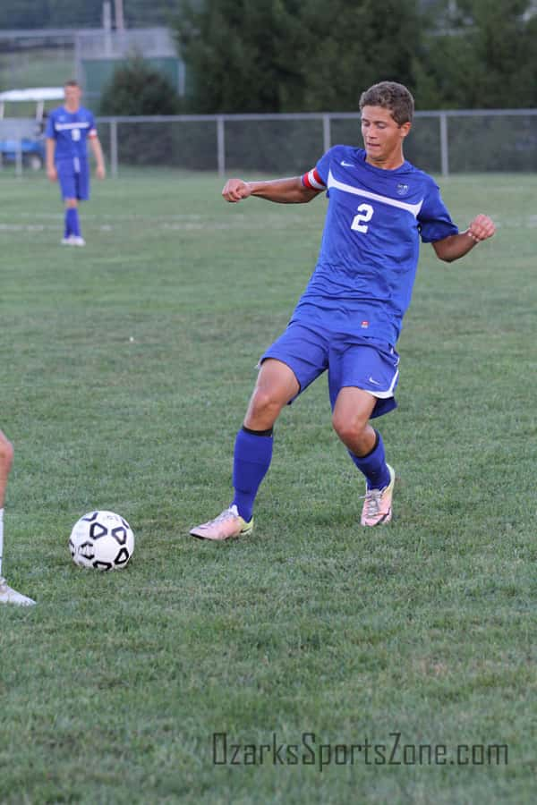 17369753.jpg: Catholic_Marshfield_soccer_Photo by Shaun Matney_27