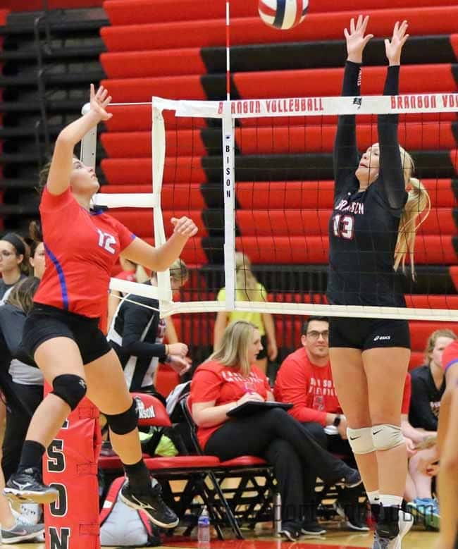 17365952.jpg: Branson_volley_tourney_Photo by Matt Turer_135