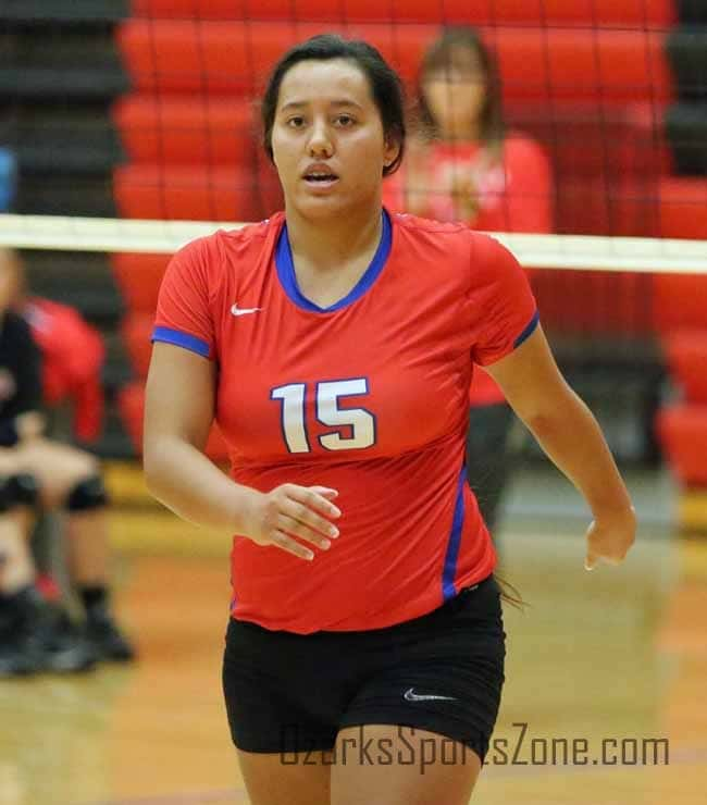 17365948.jpg: Branson_volley_tourney_Photo by Matt Turer_131