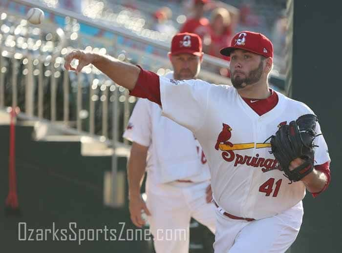 17359665.jpg: Pictures: Lance Lynn rehabs in Springfield_photos by Mike Scott_31