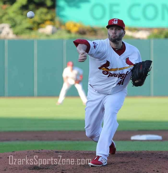 17359662.jpg: Pictures: Lance Lynn rehabs in Springfield_photos by Mike Scott_28