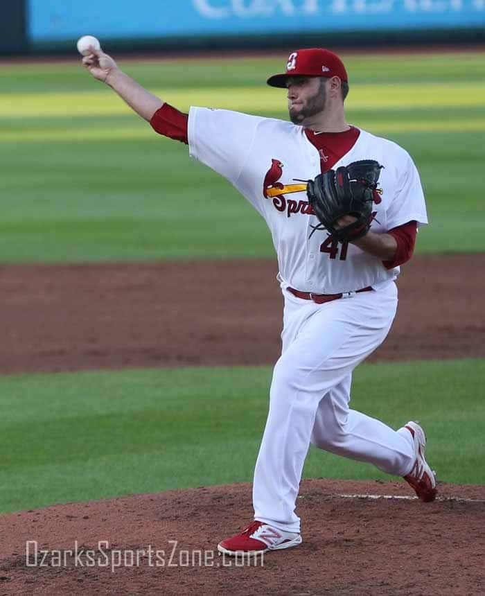 17359657.jpg: Pictures: Lance Lynn rehabs in Springfield_photos by Mike Scott_23