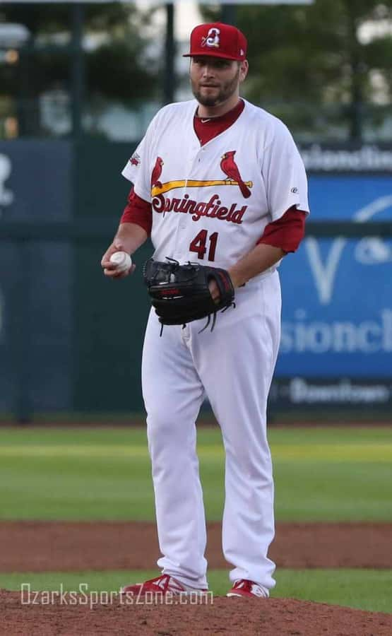 17359651.jpg: Pictures: Lance Lynn rehabs in Springfield_photos by Mike Scott_17