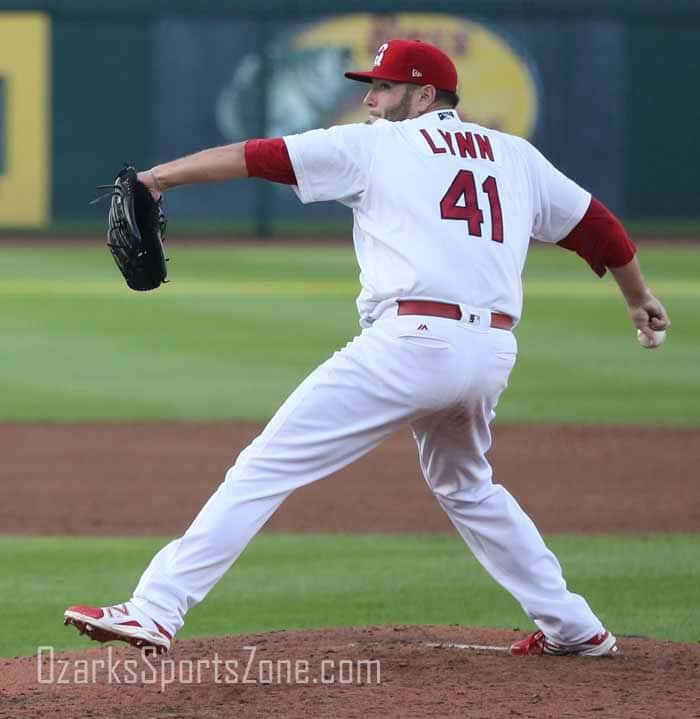 17359647.jpg: Pictures: Lance Lynn rehabs in Springfield_photos by Mike Scott_13