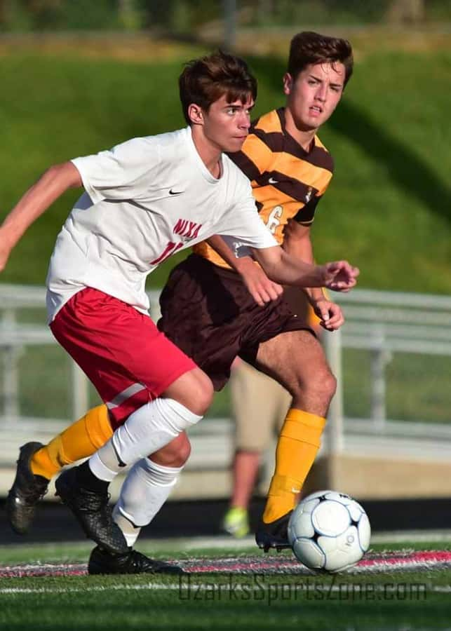 17358657.jpg: Kickapoo_Nixa_soccer_Photos by Don Jones_35