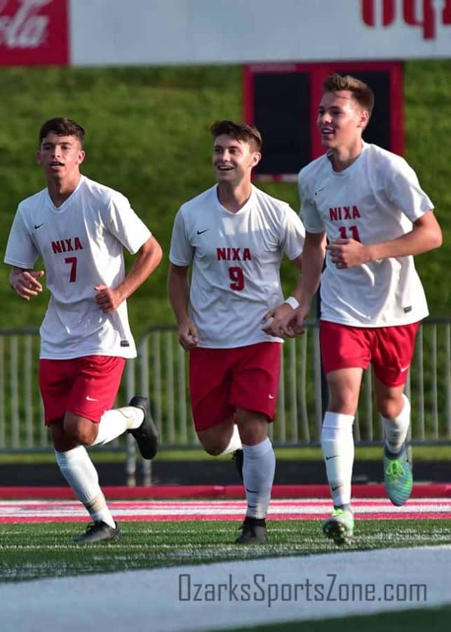 17358653.jpg: Kickapoo_Nixa_soccer_Photos by Don Jones_31