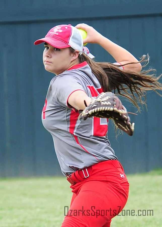 17358602.jpg: ReedsSpring_Nixa_softball_photos by Don Jones_59