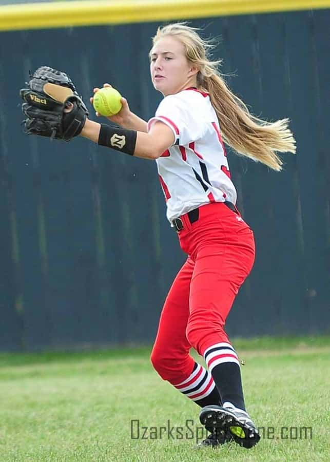 17358597.jpg: ReedsSpring_Nixa_softball_photos by Don Jones_53