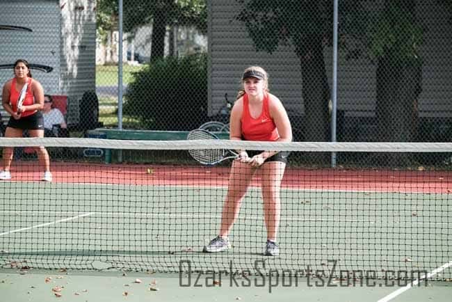 17358327.jpg: Aurora_Lamar_tennis_Photos by Jon Brisbin_23