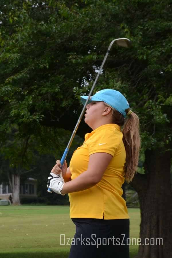 17381971.jpg: Ozarks Invitational Golf - Photos by Shelley Ebbrecht_35