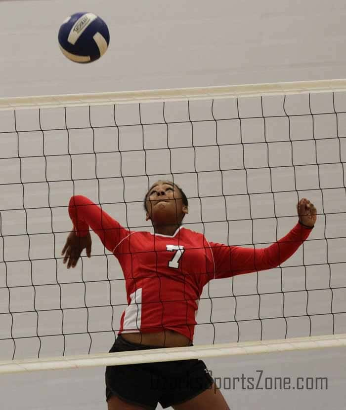 17351340.jpg: Galena Volleyball Jamboree - Photos by Riley Bean_74