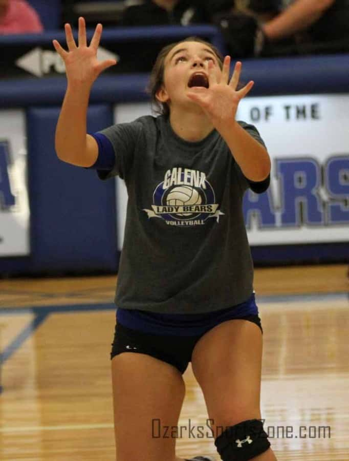 17351336.jpg: Galena Volleyball Jamboree - Photos by Riley Bean_70