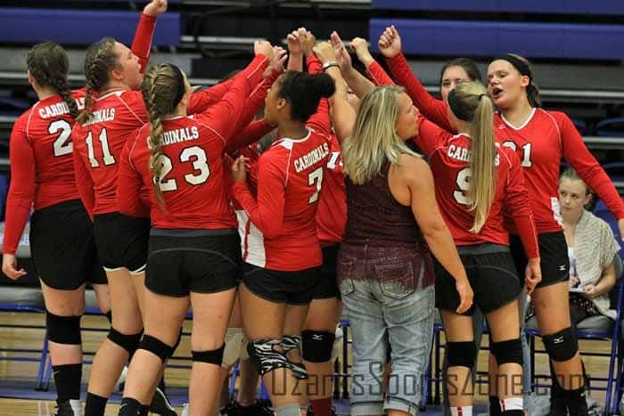 17351332.jpg: Galena Volleyball Jamboree - Photos by Riley Bean_66