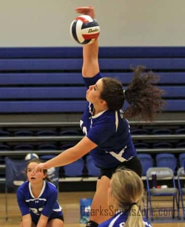 17351328.jpg: Galena Volleyball Jamboree - Photos by Riley Bean_62