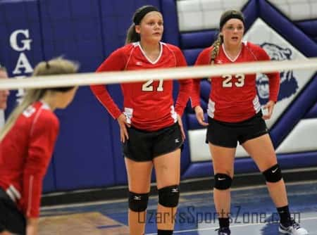 17351326.jpg: Galena Volleyball Jamboree - Photos by Riley Bean_60