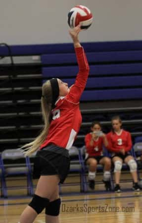 17351325.jpg: Galena Volleyball Jamboree - Photos by Riley Bean_59