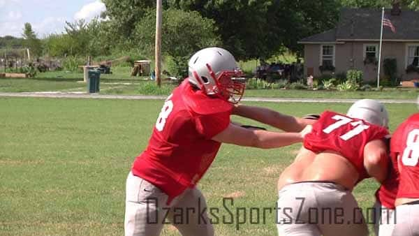 17339487.jpg: Miller Football Practice_9