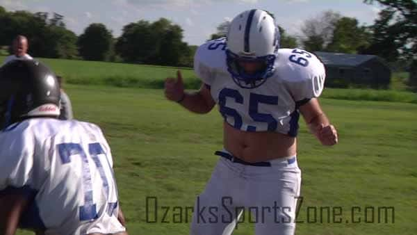 17339440.jpg: Greenfield Football Practice_12