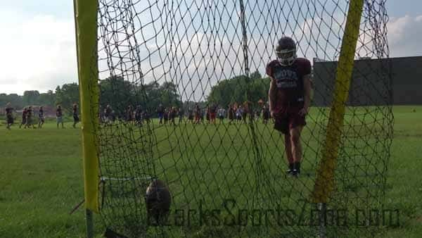 17339425.jpg: Mountain Grove Football Practice_5